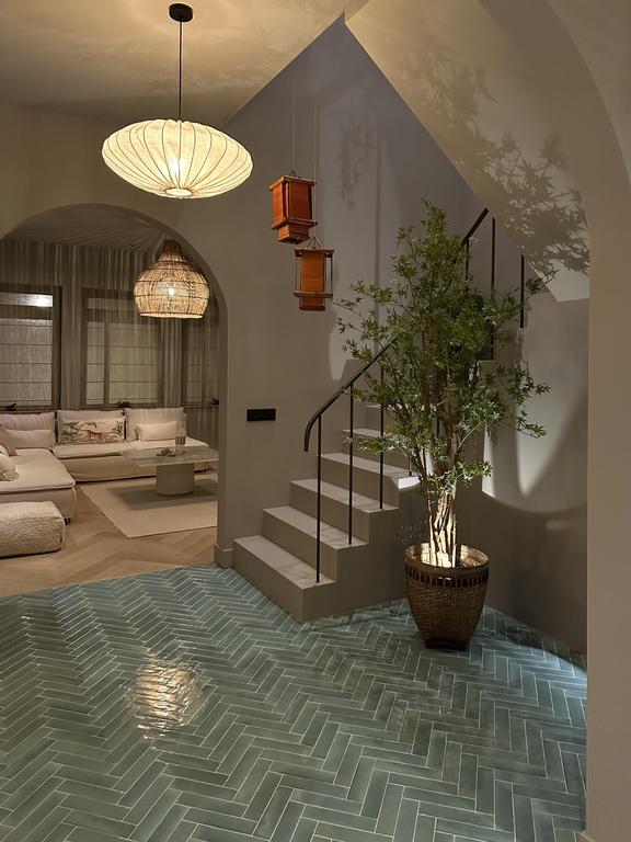 Van Imhoffplein 1, Den Haag